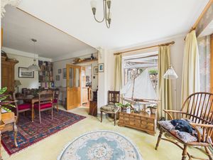 Dining Room- click for photo gallery